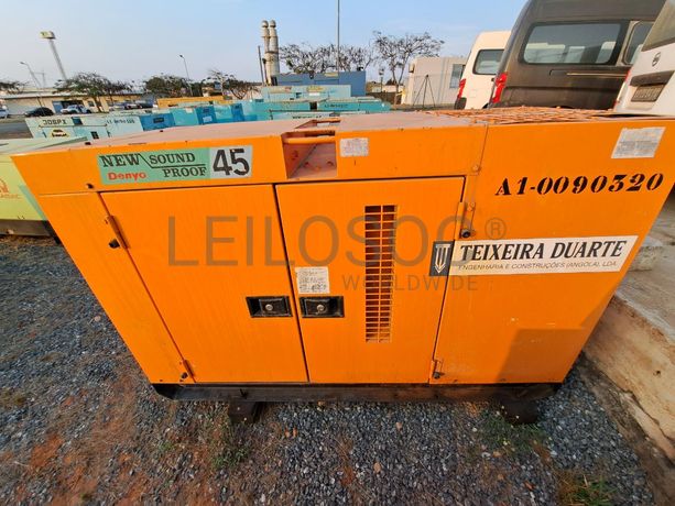 Gerador (37KVA) DENYO DCA45 SPI · Viana