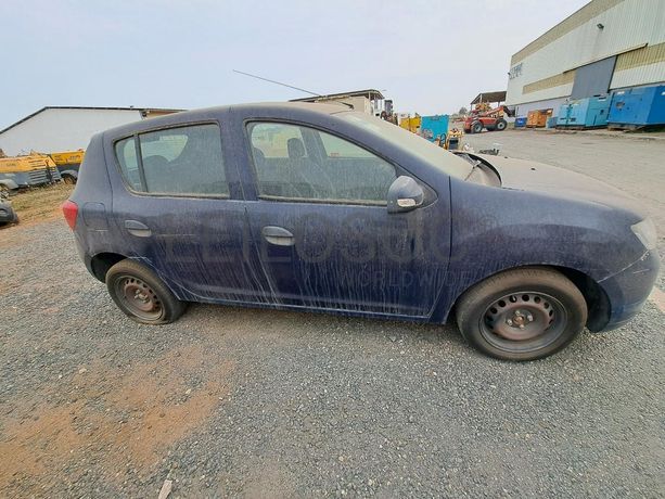 RENAULT SANDERO 1.2 · Viana