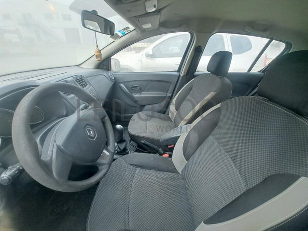 RENAULT SANDERO 1.2 · Viana