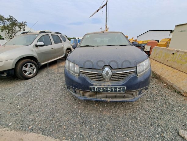 RENAULT SANDERO 1.2 · Viana