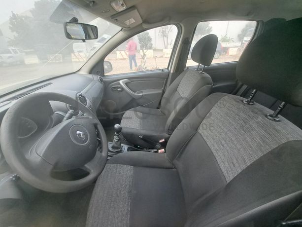 RENAULT DUSTER 4x4 1.6 · Viana