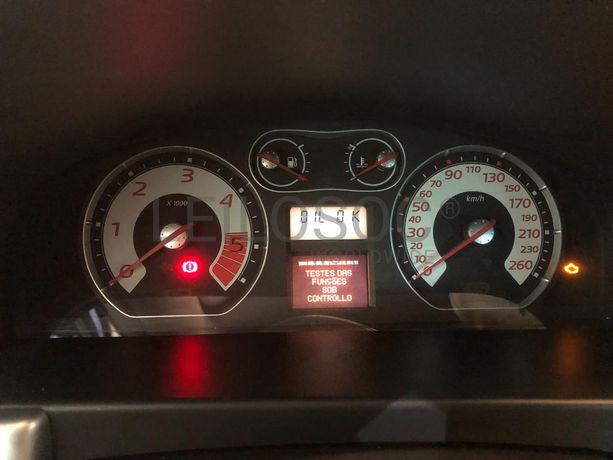 Renault Laguna 2.0 · Ano 2006