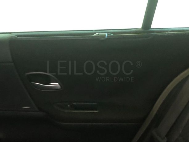 Renault Laguna 2.0 · Ano 2006