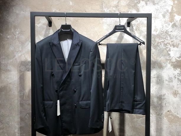 Blazer Smocking e Calças de Homem