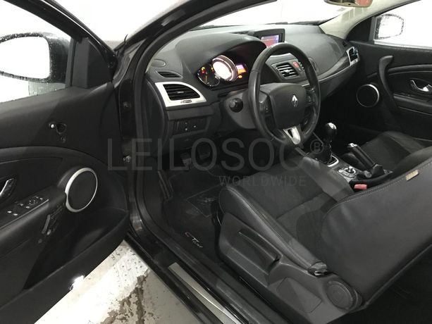 Renault Mégane Coupé 1.5DCI · Ano 2009