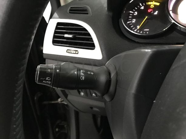 Renault Mégane Coupé 1.5DCI · Ano 2009