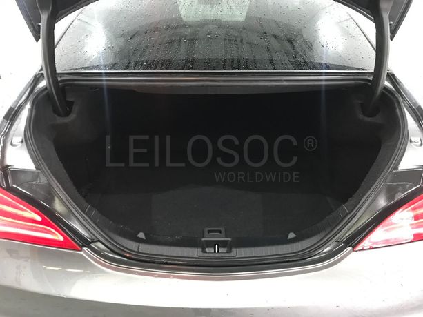 Mercedes-Benz CLA 200 CDI AMG · Ano 2015