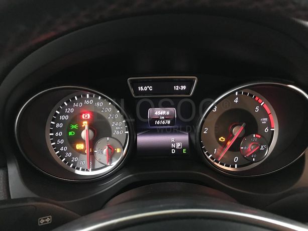 Mercedes-Benz CLA 200 CDI AMG · Ano 2015