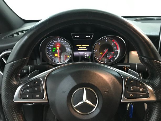 Mercedes-Benz CLA 200 CDI AMG · Ano 2015