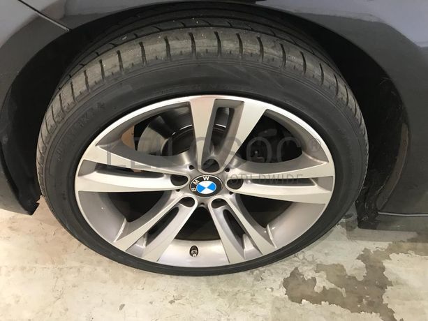 BMW 318 D Touring · Ano 2015