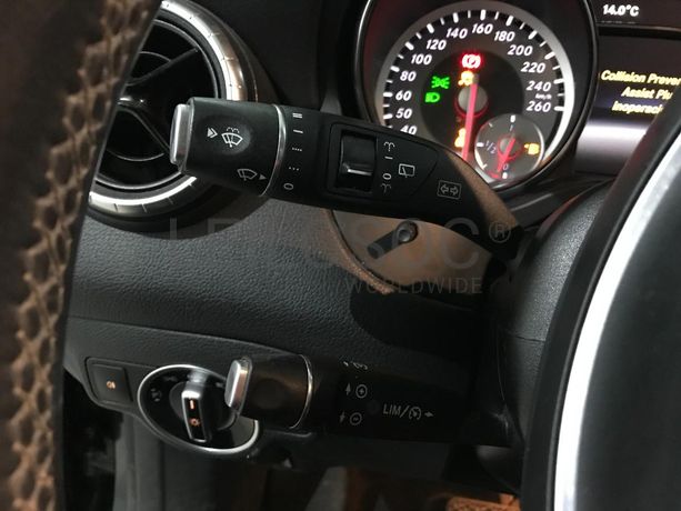 Mercedes CLA 200CDI · Ano 2015