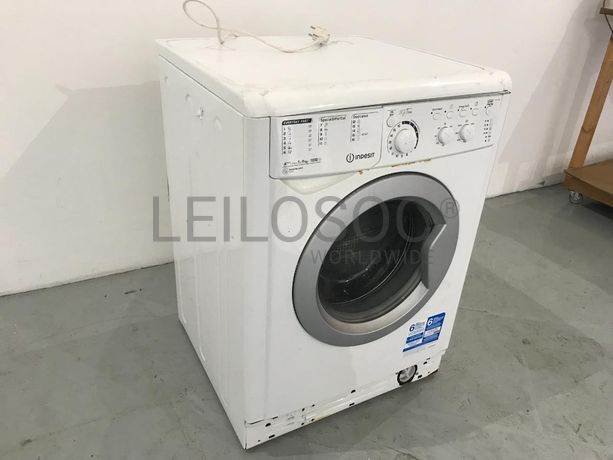 Máquina Lavar Roupa