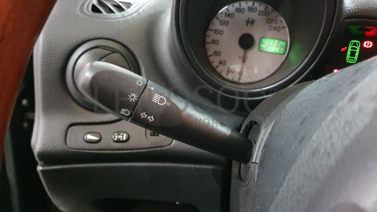 Alfa Romeo 156 1.9 JTD · Ano 1998