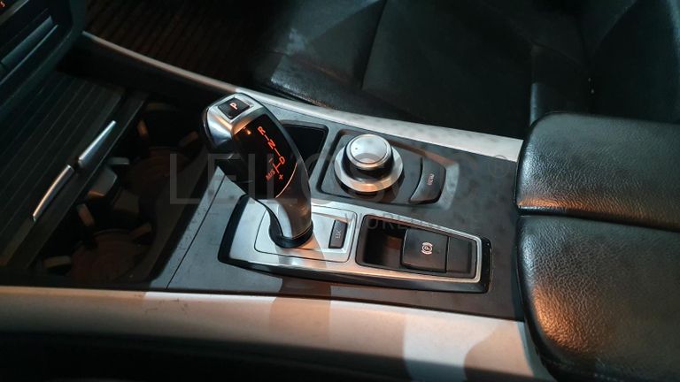 BMW X5 3.0D · Ano 2007