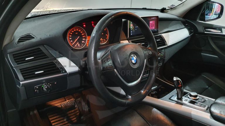 BMW X5 3.0D · Ano 2007