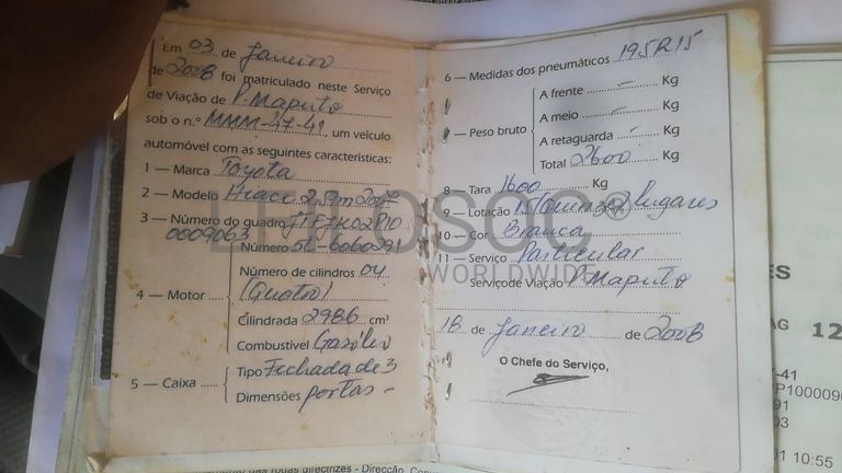 Minibus de marca Toyota Hiace ·