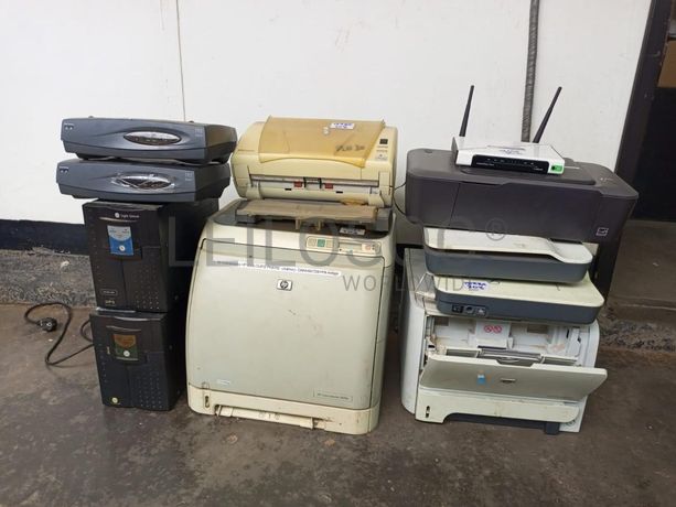 Material Informático ·