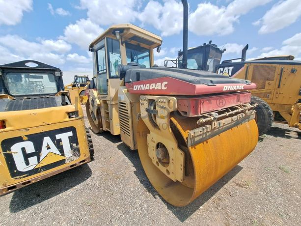 Cilindro (10T) DYNAPAC CC 422