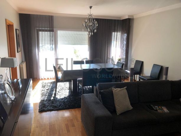 Apartamento T3 com Garagem · Vila Nova de Gaia