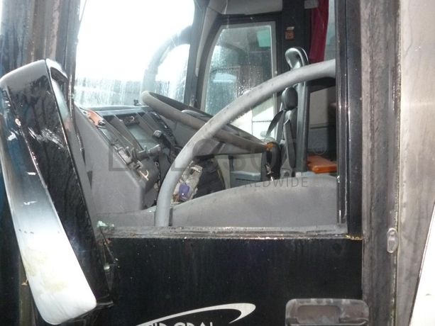 Autocarro VOLVO B12B