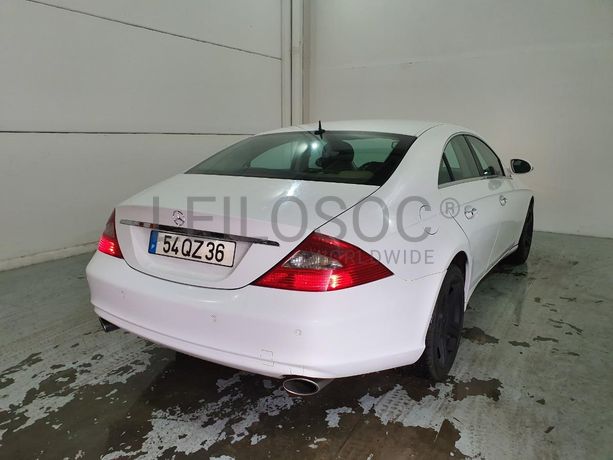 Mercedes-Benz 320 CDI · Ano 2005