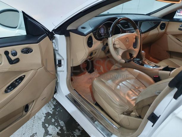 Mercedes-Benz 320 CDI · Ano 2005