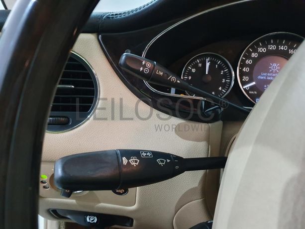 Mercedes-Benz 320 CDI · Ano 2005