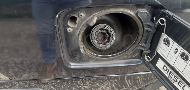 Volvo S60 2.4 D5 · Ano 2003