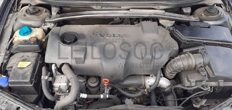 Volvo S60 2.4 D5 · Ano 2003