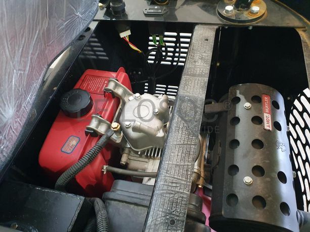 Mini Giratória JPC HT12 · Ano 2022