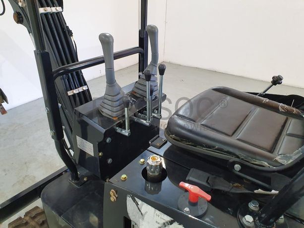 Mini Giratória JPC HT12 · Ano 2022