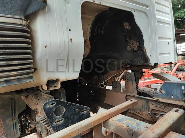 Camião Basculante 26 T (6X4) VOLVO FM 400 6x4