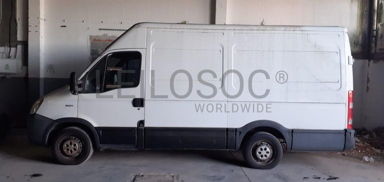 Iveco Daily 3551 TV · Ano 2010