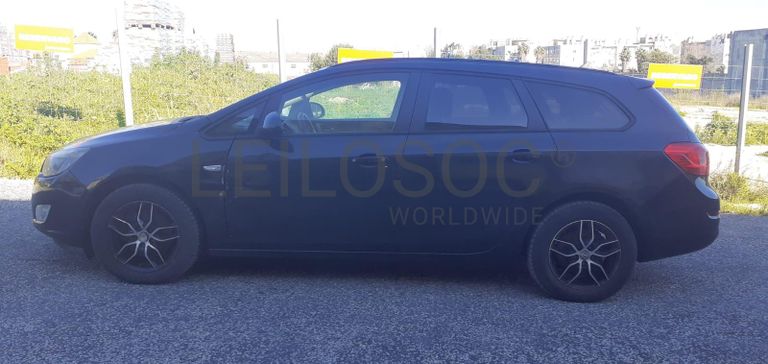 Opel Astra 1.7CDTI · Ano 2012