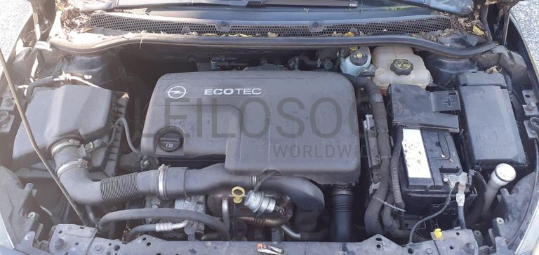 Opel Astra 1.7CDTI · Ano 2012