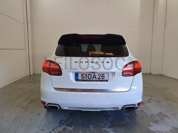 Porsche Cayenne 3.0D · Ano 2013