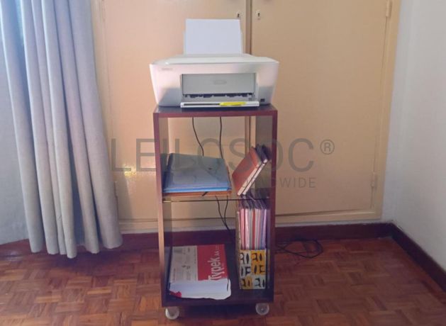 Impressora de marca HP ·