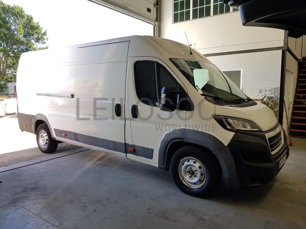 Peugeot Boxer Van (250) 2.2 HDI · Ano 2014