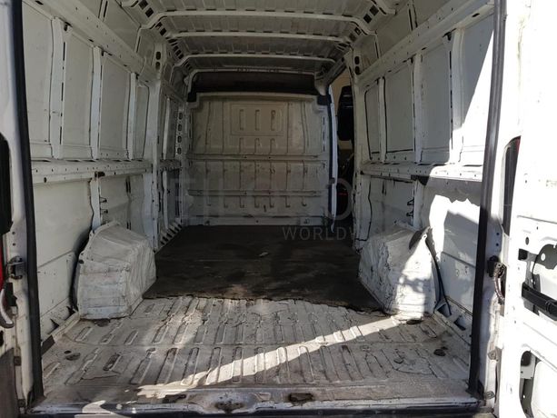 Peugeot Boxer Van (250) 2.2 HDI · Ano 2014