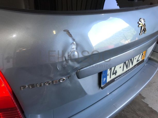 Peugeot 308 1.6 HDI · Ano 2013