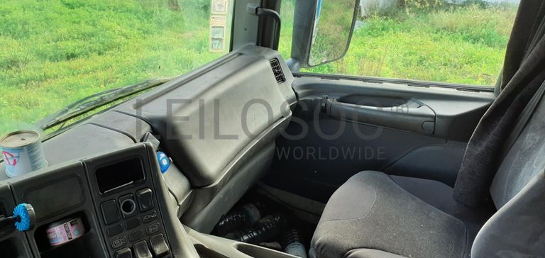 Scania 124L 400