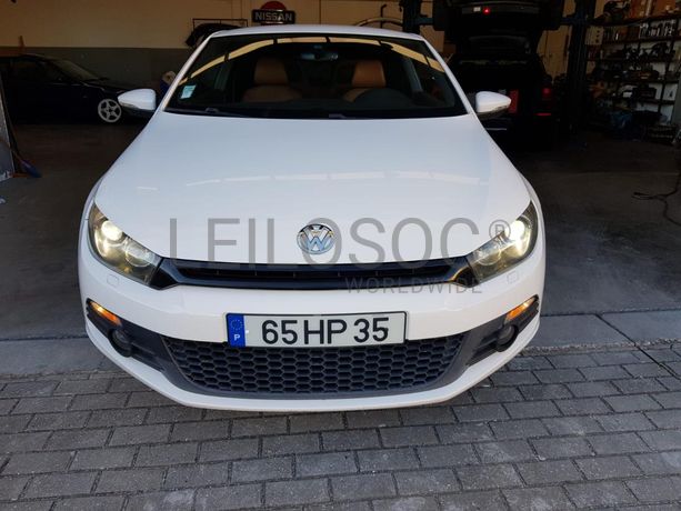 Volkswagen Scirocco 2.0 TDI · Ano 2011