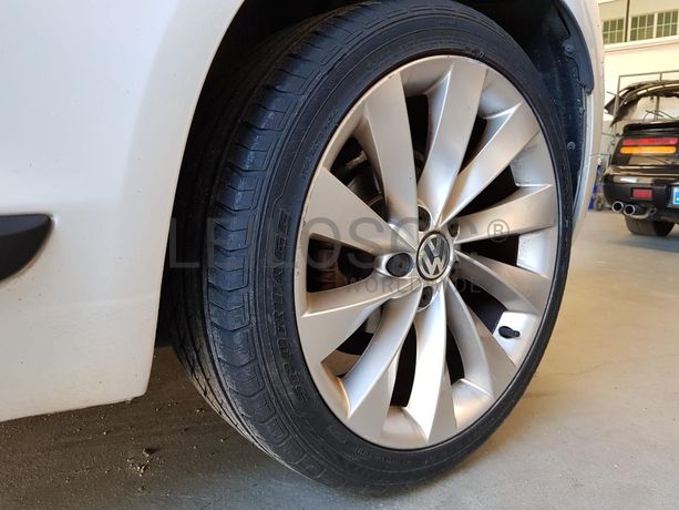 Volkswagen Scirocco 2.0 TDI · Ano 2011