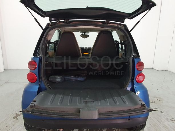 Smart Fortwo Coupé 0.8 CDI · Ano 2010