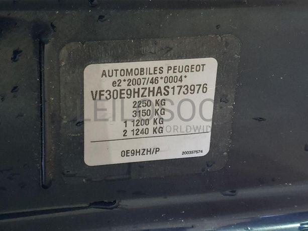 Peugeot 5008 1.6HDI · Ano 2010