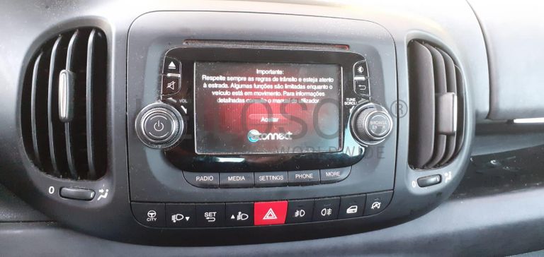 Fiat 500L · Ano 2013