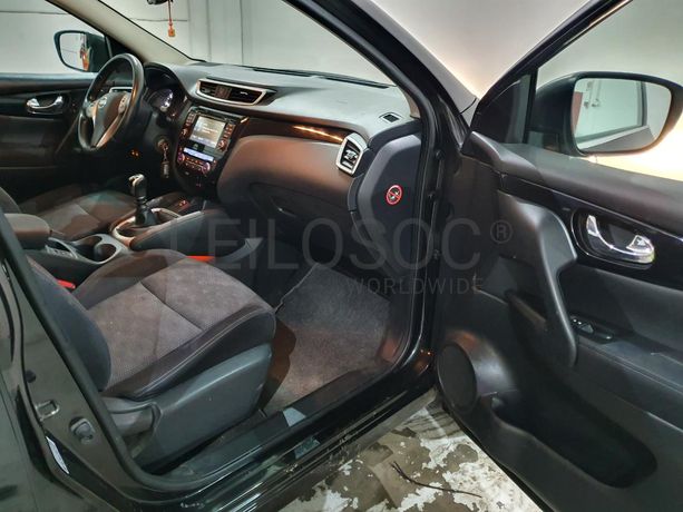 Nissan Qashqai 1.6DCI · Ano 2015