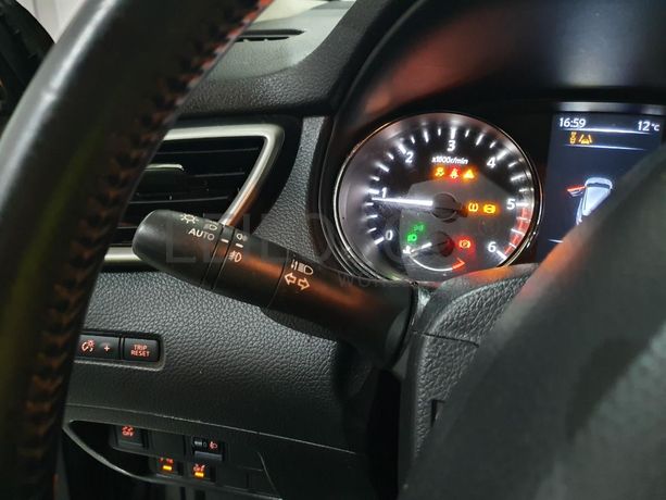 Nissan Qashqai 1.6DCI · Ano 2015