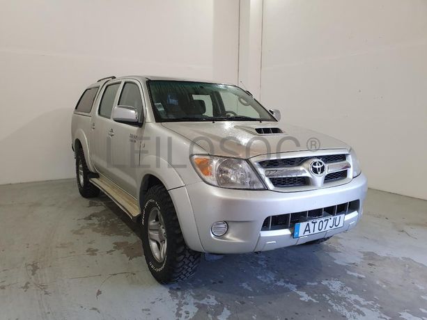 Toyota Hilux 3.0 D-4D · Ano 2007
