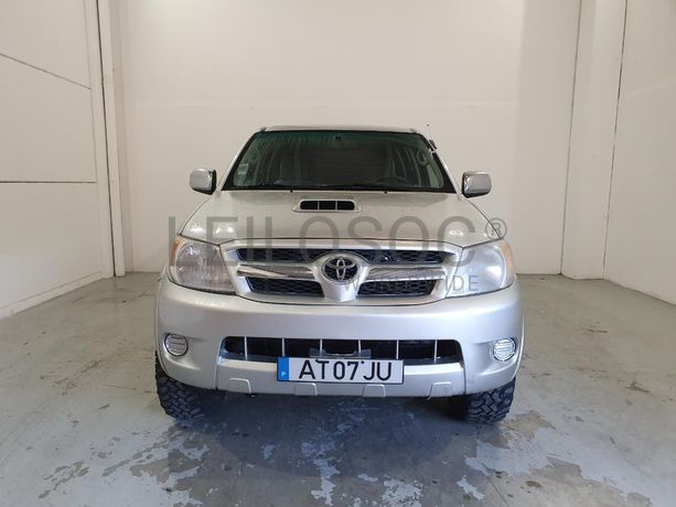 Toyota Hilux 3.0 D-4D · Ano 2007